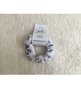 Scrunchies gumička modré kvietky na bielej, mini